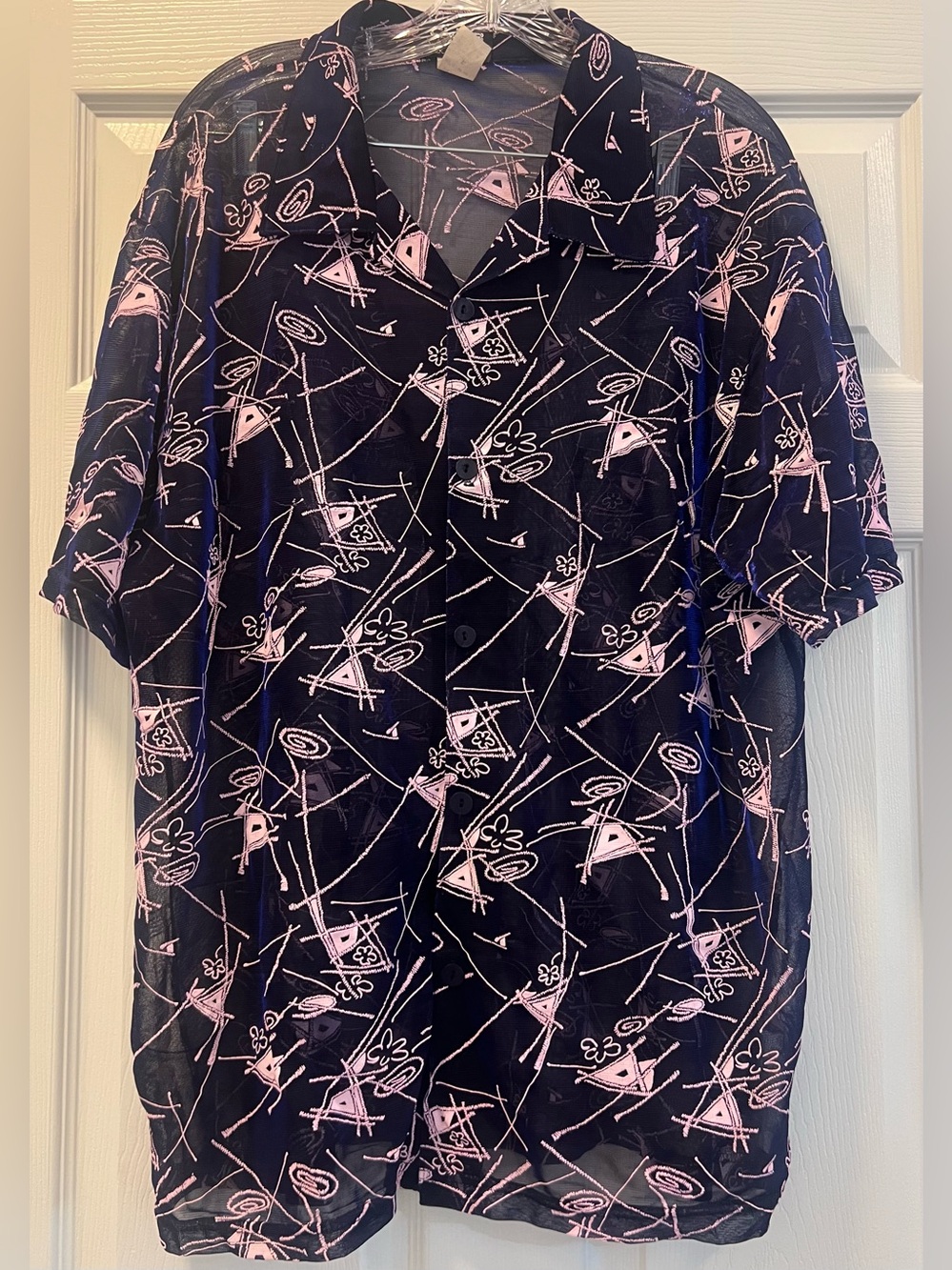 Vintage CLUB Y.M.L.A. Men’s Sleeve Pink/Blue Iridescent Abstract Print Shirt, XL